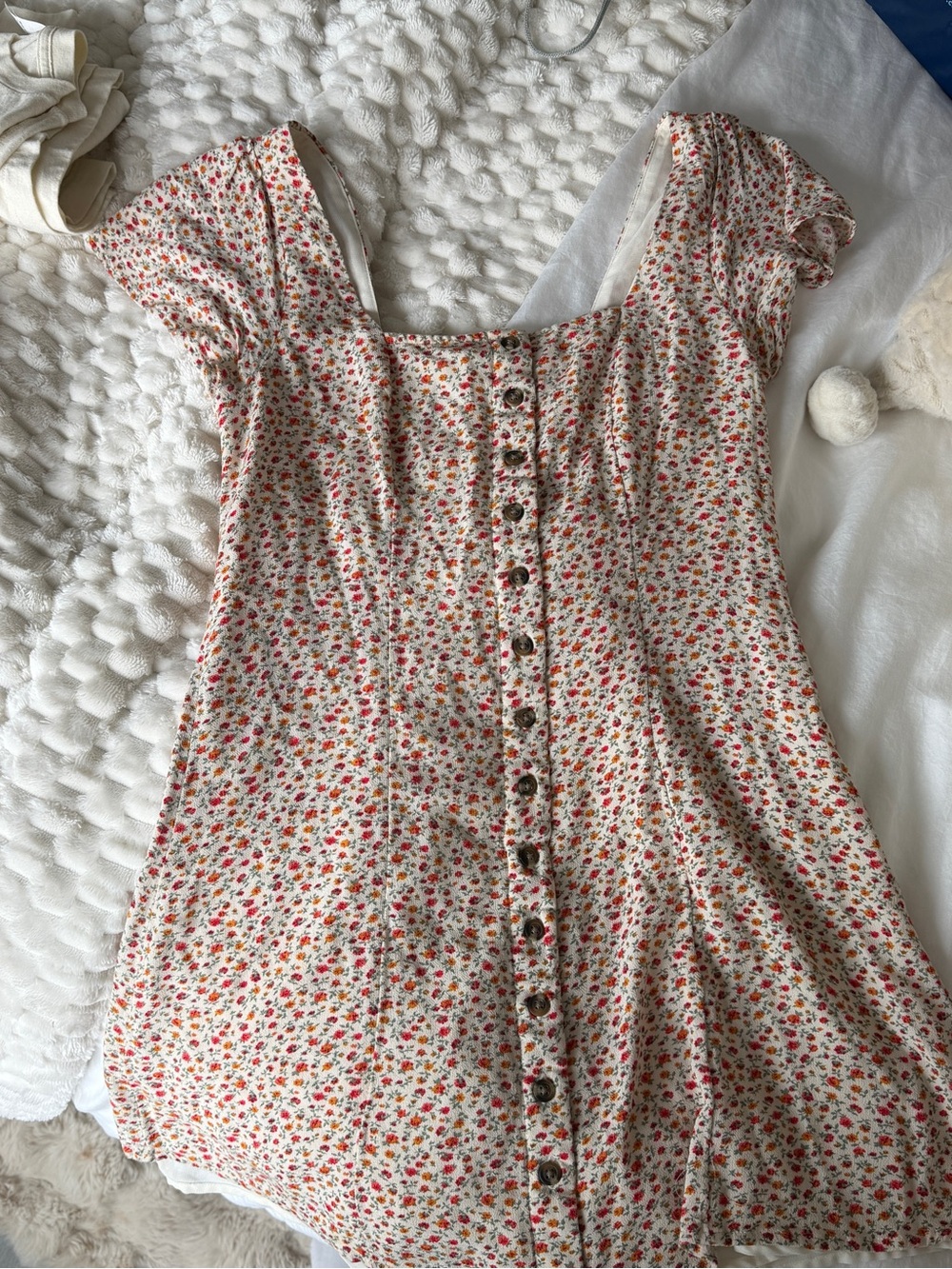 American Eagle Floral Mini Dress Cream Red Puff Sleeve Button Front